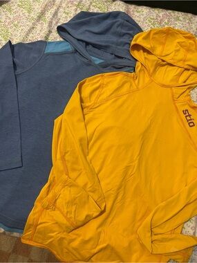 Stio Yellow Hooded Sun Shirt with Blue Hooded Layer